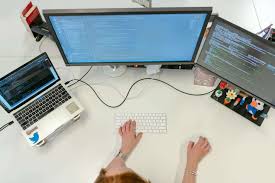Great tech needs great communication. Technical writers and DevRel pros make complex tools clear, build strong developer communities, and drive real product adoption.